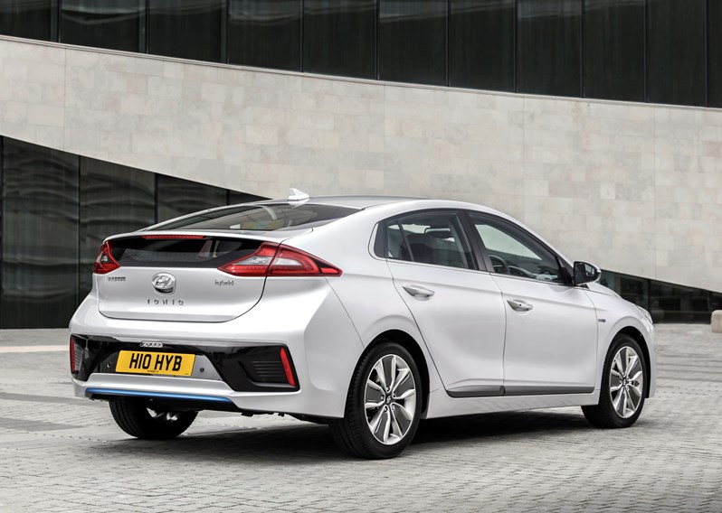 Hyundai Ioniq Review Parkers