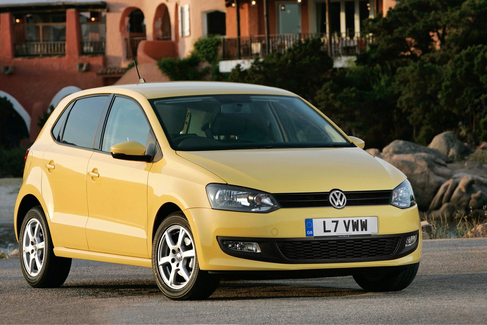 Car Insurance For Young Drivers The Best Cars Parkers Vw Polo Car Insurance For Young Drivers