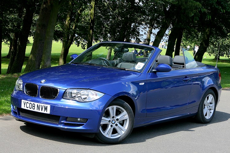 BMW 1Series Convertible 118d Sport 2d Step Auto specs & dimensions Parkers