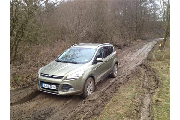 Driver S Choice Ford Kuga 2 0 Tdci Awd Titanium Road Test Parkers
