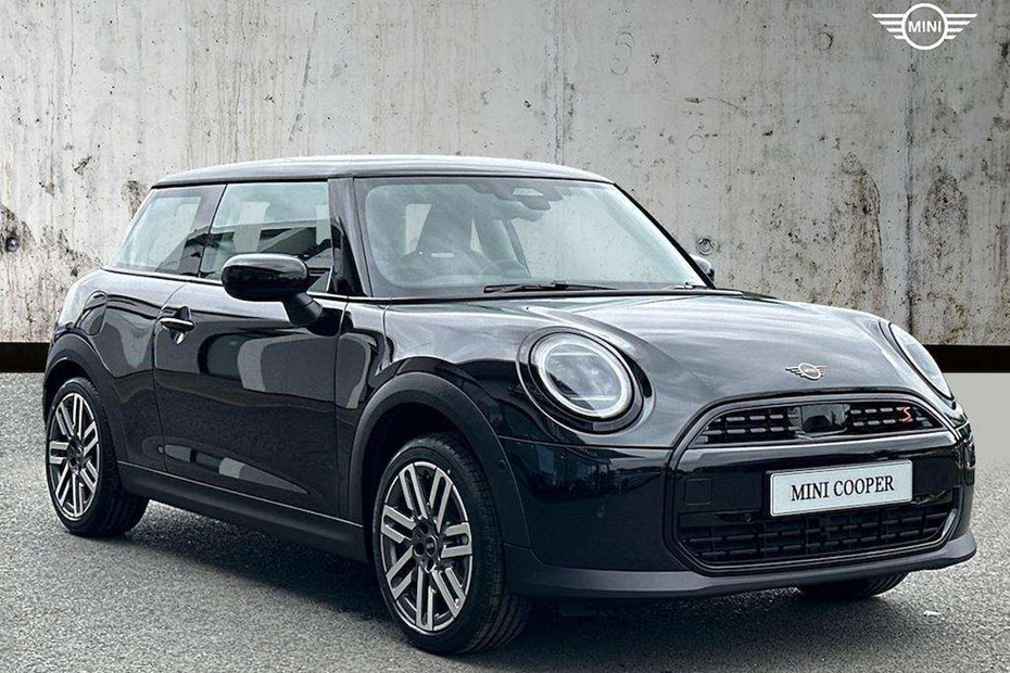 MINI Cooper Hatchback (24 on) 2.0 S Classic 3dr Auto For Sale - Lookers MINI Stafford, Stafford