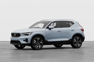 Volvo XC40 SUV (17 on) 2.0 B3P Ultra Bright 5dr Auto For Sale - Marshall Volvo Cambridge, Cambridge