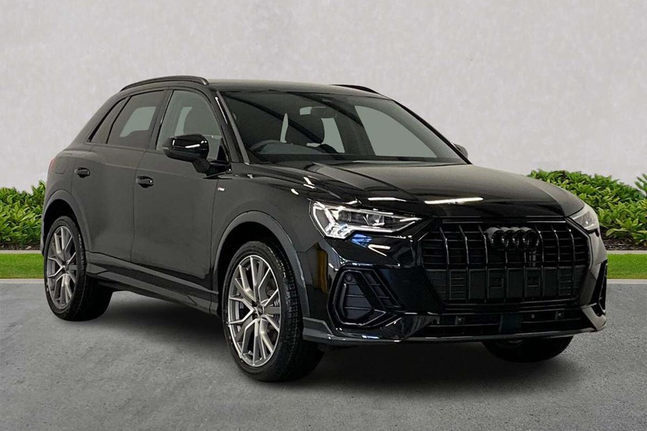 Audi Q3 SUV (18 on) 35 TFSI Black Edition 5dr S Tronic [Tech Pack] For Sale - Lookers Audi Guildford, Guildford