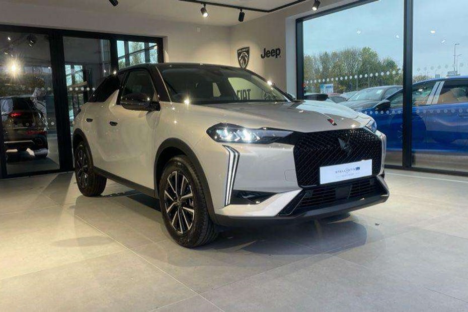 DS 3 SUV (22 on) 1.2 MHEV 136 Performance Line 5dr e-DSC For Sale - Stellantis &You Bristol Cribbs Causeway, Bristol