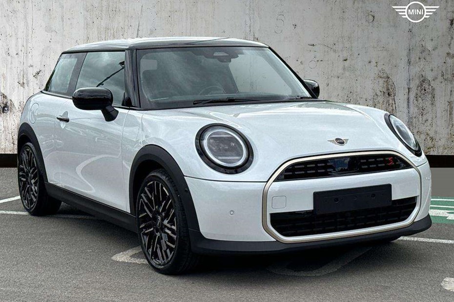 MINI Cooper Hatchback (24 on) 2.0 S Exclusive 3dr Auto For Sale - Lookers MINI Crewe, Crewe