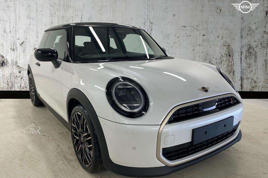 MINI Cooper Hatchback (24 on) 2.0 S Exclusive 3dr Auto For Sale - Lookers MINI Crewe, Crewe