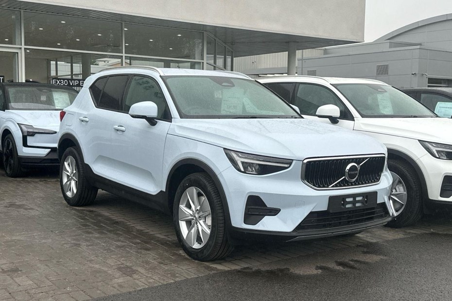 Volvo XC40 SUV (17 on) 2.0 B3P Core 5dr Auto For Sale - Stoneacre Harrogate Volvo, Knaresborough