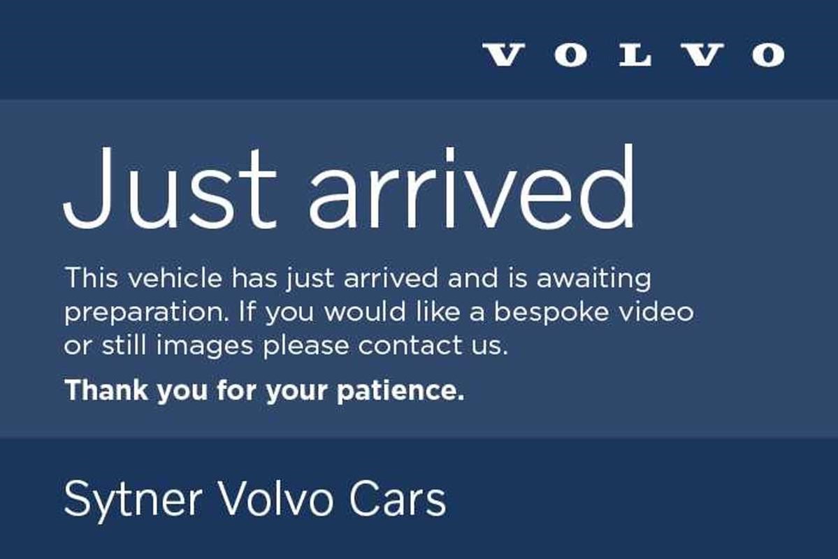 Volvo XC40 Electric SUV (2023/73)