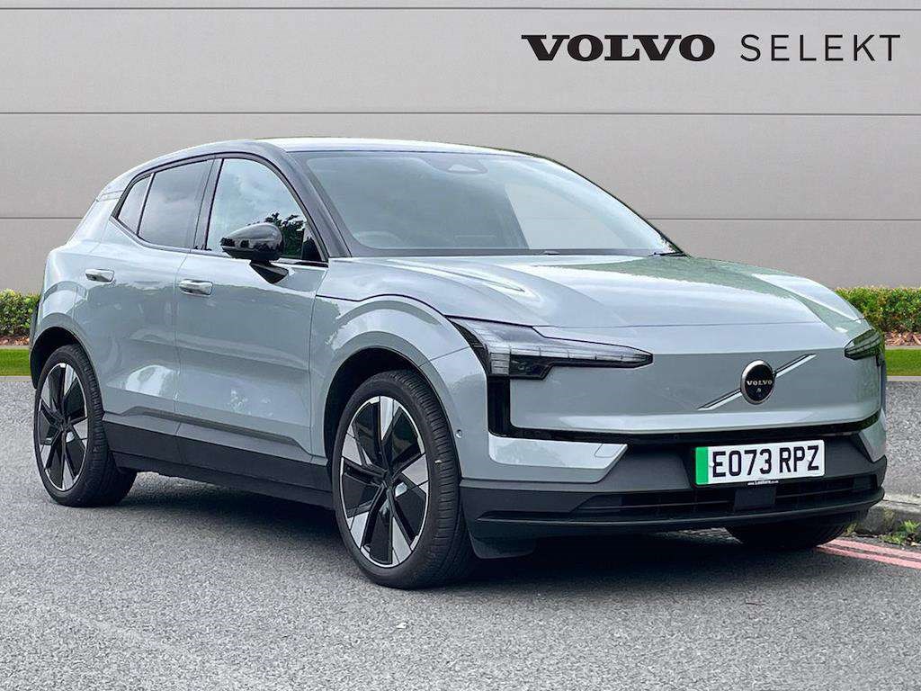 Volvo EX30 SUV (2024/73)