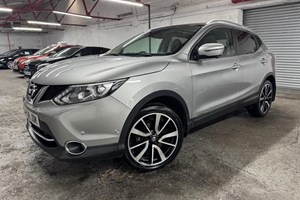 Nissan Qashqai (14-21) 1.6 DiG-T Tekna (Non-Panoramic) 5d For Sale - High Street Motor Group Ltd, Dewsbury