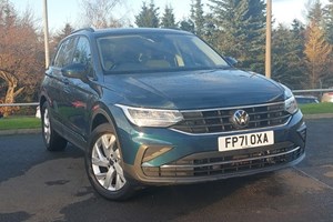 Volkswagen Tiguan (16-24) 2.0 TDI Life 5dr DSG For Sale - Arnold Clark Click & Collect Milton Keynes, Milton Keynes