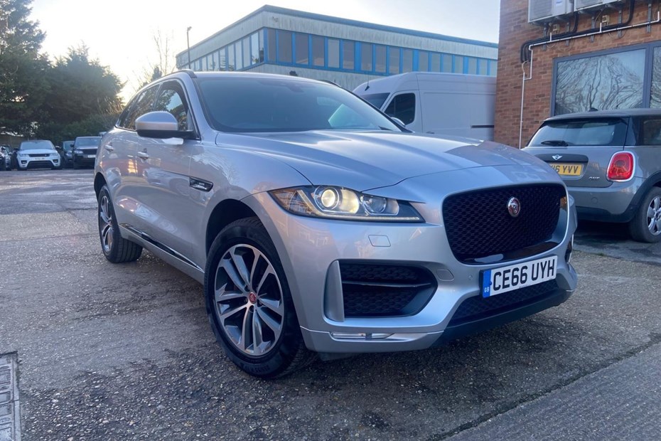 Jaguar F-Pace (16-24) 2.0d R-Sport AWD 5d Auto For Sale - One 2 One Autos, Windsor