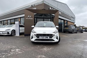 Hyundai i10 Hatchback (20 on) SE Connect 1.0 MPi 67PS 5d For Sale - Read Hyundai Derby, Derby