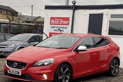 Volvo V40 Hatchback (12-19) D2 R Design Nav 5d For Sale - Dewsbury Motor Group, Dewsbury