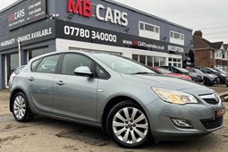 Vauxhall Astra Hatchback (09-15) 1.6i 16V Exclusiv 5d For Sale - MB Cars Swindon, Swindon