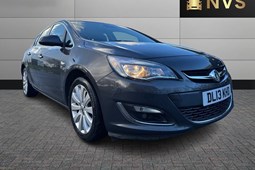 Vauxhall Astra Hatchback (09-15) 1.4T 16V SE (140bhp) (06/12-) 5d For Sale - NATIONAL VEHICLE SUPPLIERS LTD, Hungerford