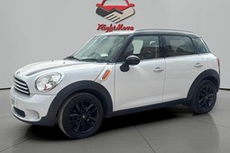 MINI Countryman (10-17) 1.6 Cooper 5d For Sale - Rightmove Autos Limited, Reading
