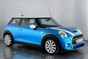 MINI Hatchback (14-24) 2.0 Cooper S Hatchback 3d Auto For Sale - Car Planet Watford, Watford