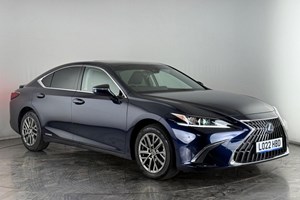 Lexus ES Saloon (19 on) 300h E-CVT auto 4d For Sale - Car Planet Watford, Watford