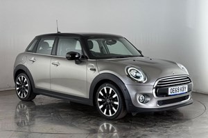 MINI Hatchback (14-24) Cooper Exclusive Steptronic with double clutch auto 5d For Sale - Car Planet Watford, Watford