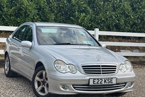 Mercedes-Benz C-Class Saloon (00-07) C200K Avantgarde SE 4d Auto (04) For Sale - Berkshire Car Planet Limited, Maidenhead