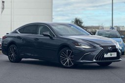 Lexus ES Saloon (19 on) 300h E-CVT auto 4d For Sale - D M Keith Honda Grimsby, Grimsby
