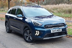 Kia Niro SUV (16-22) Plug-In Hybrid 2 1.6 GDi 8.9kWh lithium-ion 139bhp DCT auto 5d For Sale - Arnold Clark Click & Collect Bristol, Bristol