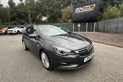 Vauxhall Astra Hatchback (15-21) 1.6 CDTi 16V (136bhp) Elite Nav 5d Auto For Sale - ENZO CARS & VANS LTD, Darwen