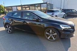 Volvo V40 Hatchback (12-19) T2 (122bhp) R DESIGN Nav Plus 5d For Sale - Quest Motor Group, Braintree