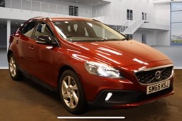 Volvo V40 Cross Country (13-19) D2 (120bhp) Cross Country Lux 5d Geartronic For Sale - Duman Autos, Livingston