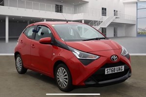 Toyota Aygo (14-22) X-Play 1.0 VVT-i X-Shift auto (05/2018 on) 5d For Sale - Duman Autos, Livingston