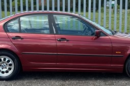 BMW 3-Series Saloon (98-05) 318i SE 4d Auto (98) For Sale - FA Tyre Services TA A41 Cars, Aylesbury