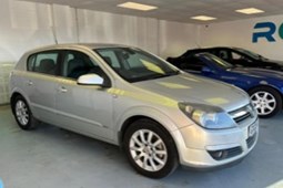 Vauxhall Astra Hatchback (04-10) 1.6 Design 5d For Sale - RGS CARS LIMITED, Billingshurst