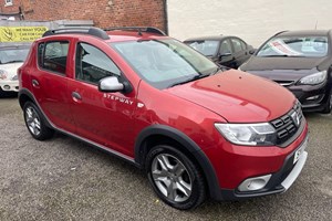 Dacia Sandero Stepway (13-21) Laureate dCi 90 (12/16 on) 5d For Sale - Castleford Trade Centre, Castleford