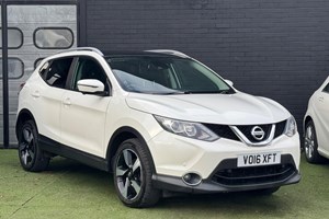 Nissan Qashqai (14-21) 1.2 DiG-T N-Connecta 5d For Sale - HKO Vehicles Ltd, Congleton