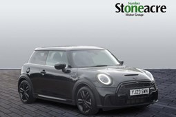 MINI Hatchback (14-24) Cooper S Sport (Comfort Pack & Navigation Pack) Steptronic Sport with double clutch auto 3d For Sale - Stoneacre York, Monks Cross