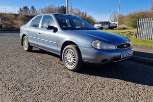 Ford Mondeo Hatchback (93-00) 1.8 Verona 5d For Sale - Car Cave Scotland Ltd, BONNYRIGG