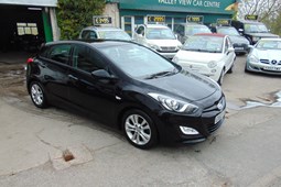 Hyundai i30 Hatchback (12-17) 1.6 CRDi Blue drive Classic 5d For Sale - Valley View Car Centre Ltd, Keighley