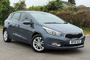 Kia Ceed Hatchback (12-18) 1.6 CRDi 2 5d Auto For Sale - Leigh Cars Ltd, Southend On Sea