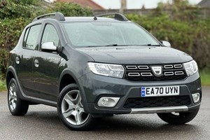 Dacia Sandero Stepway (13-21) Comfort TCe 100 Bi-Fuel 5d For Sale - Leigh Cars Ltd, Southend On Sea