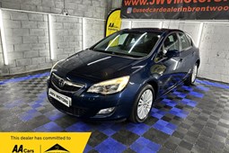 Vauxhall Astra Hatchback (09-15) 1.4i 16V Excite 5d For Sale - JWV Motors Ltd, Brentwood