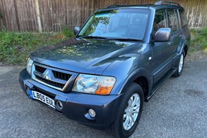 Mitsubishi Shogun (00-06) 3.5 V6 GDI Elegance 5d Auto For Sale - Clives Autos Quayside, Colchester