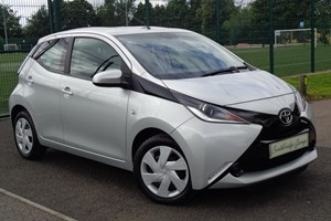 Toyota Aygo (14-22) 1.0 VVT-i X-Play 5d For Sale - Southbridge Garage, Cupar