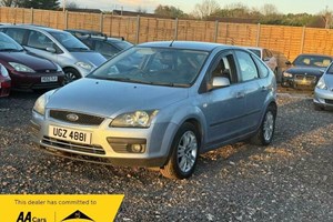 Ford Focus Hatchback (05-11) 1.6 Zetec (115ps) 5d (Climate pack) For Sale - Carmax London, Windsor