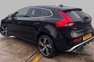 Volvo V40 Hatchback (12-19) R-Design Edition T2 5d For Sale - Evans Halshaw Ford Coatbridge, Coatbridge