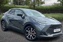 Toyota C-HR SUV (24 on) 2.0 PHEV Design 5dr CVT [Pan Roof] For Sale - Listers Toyota Lincoln, Lincoln