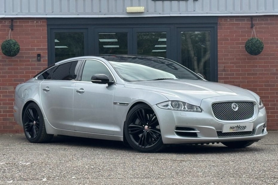 Jaguar XJ Saloon (10-19) 5.0 V8 Supercharged Supersport 4d Auto For Sale - North Loop Autohaus, Droitwich