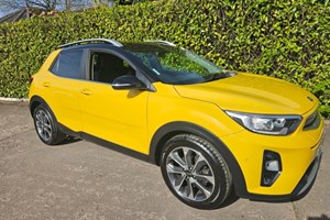 Kia Stonic SUV (17 on) 4 1.0 T-GDi 118bhp ISG 5d For Sale - Dave Fox Car Sales, Stone