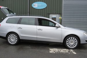 Volkswagen Passat Saloon (11-14) 1.6 TDI Bluemotion Tech Executive Style 4d For Sale - M&M Automotive, Lymington