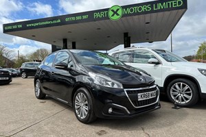 Peugeot 208 Hatchback (12-19) Signature 1.2 PureTech 82 S&S 5d For Sale - Part X Motors, Gosport